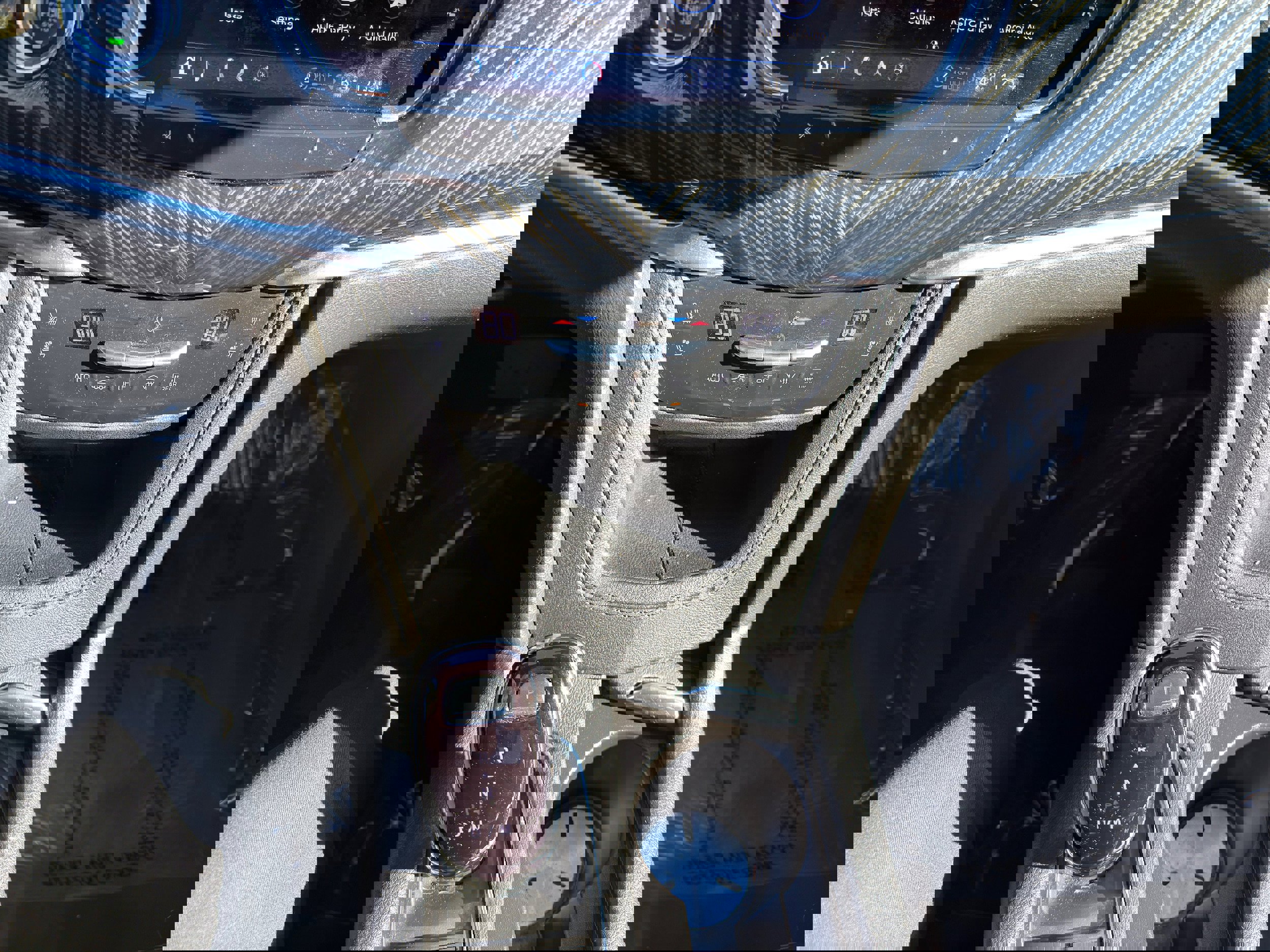 Used 2024 Cadillac XT6 Premium Luxury image 35