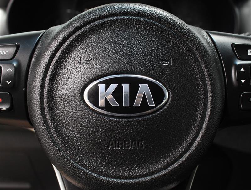Used 2017 Kia Sorento AWD image 12