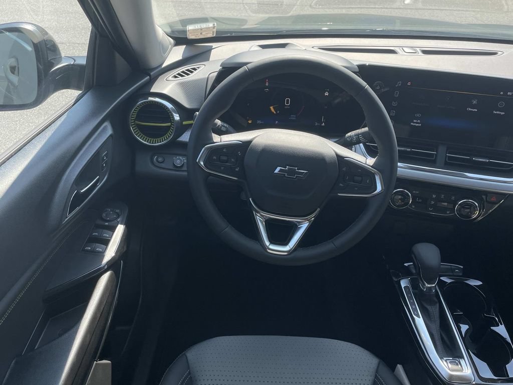 New 2026 Chevrolet Trax LT w/ Driver Confidence Package FWD image 13