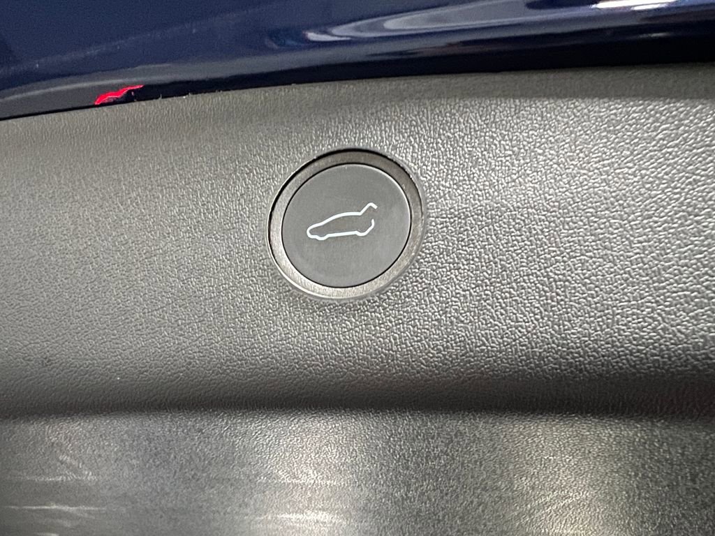 Used 2022 Tesla Model 3 image 34