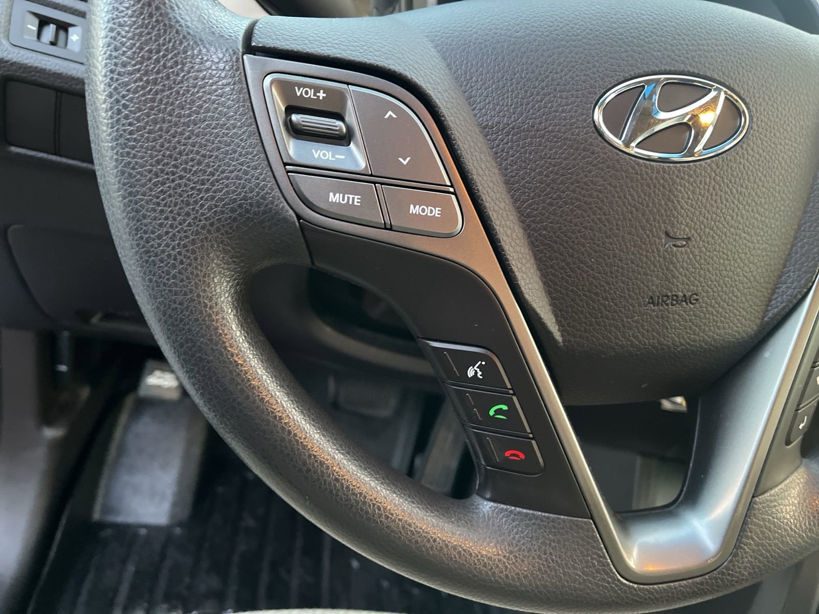 Used 2017 Hyundai Santa Fe Sport image 26