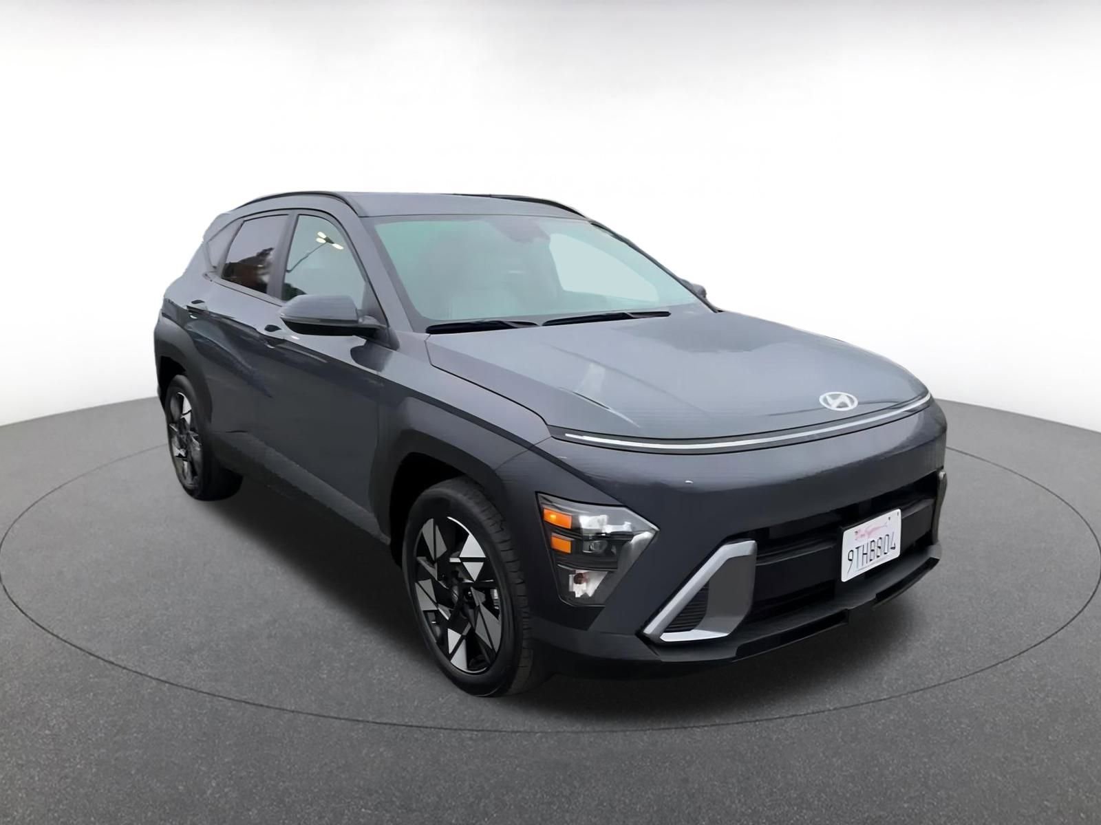 Used 2025 Hyundai Kona SEL image 3