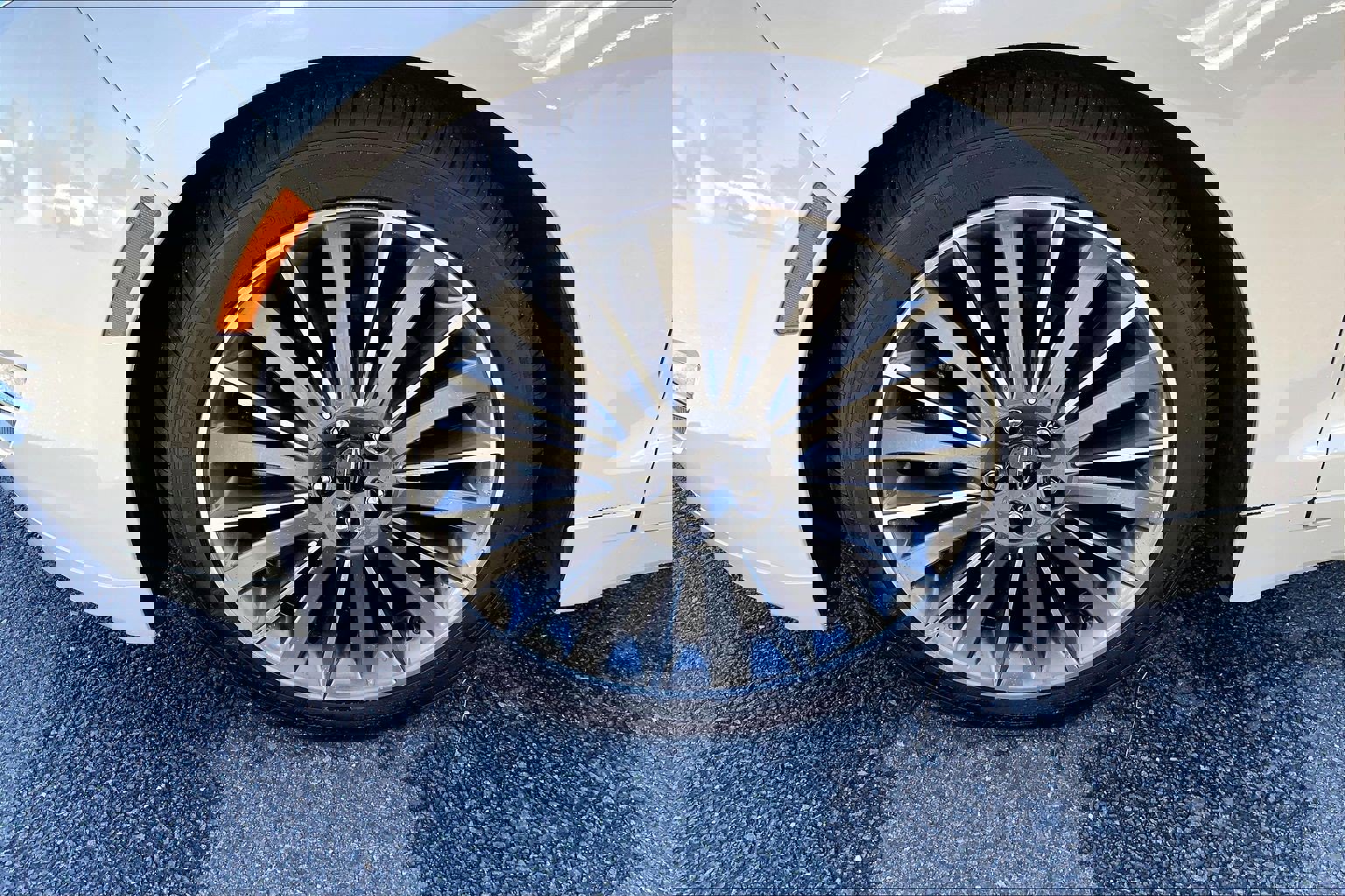 Used 2016 Lincoln MKZ Hybrid w/ Equipment Group 600A Reserve image 10