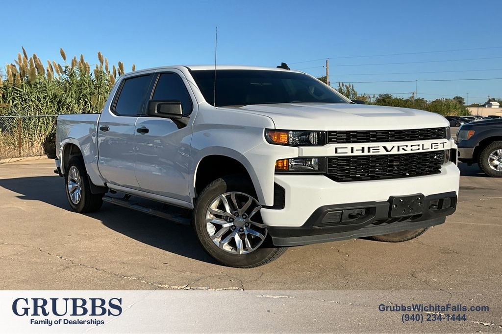 Used 2022 Chevrolet Silverado 1500 Custom image 1
