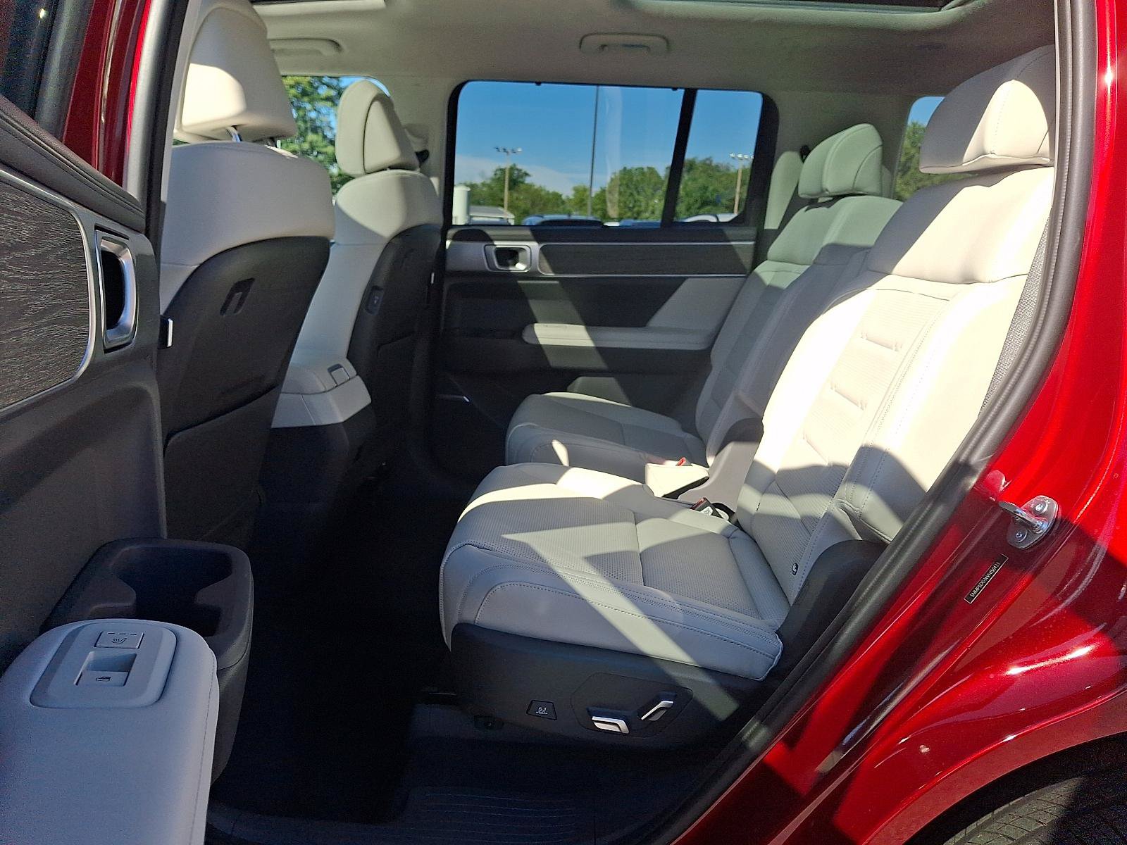 New 2027 Hyundai Santa Fe Calligraphy AWD/4WD image 6