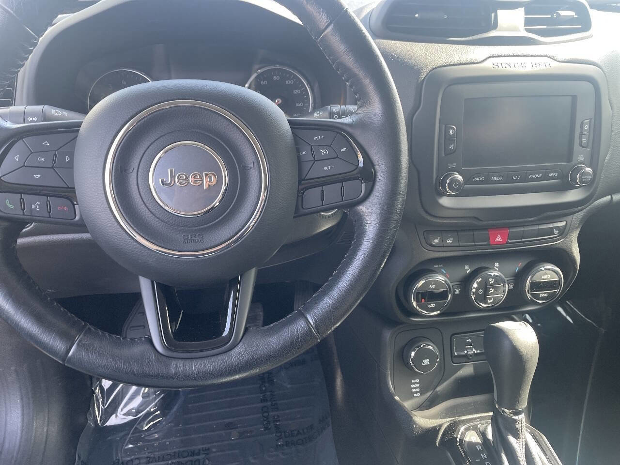 Used 2017 Jeep Renegade Altitude AWD/4WD image 13