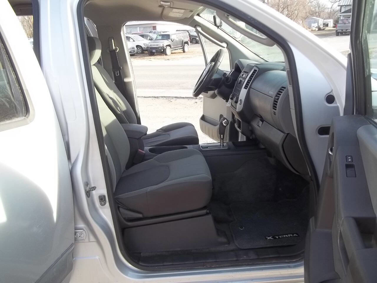 Used 2012 Nissan Xterra S AWD/4WD image 10