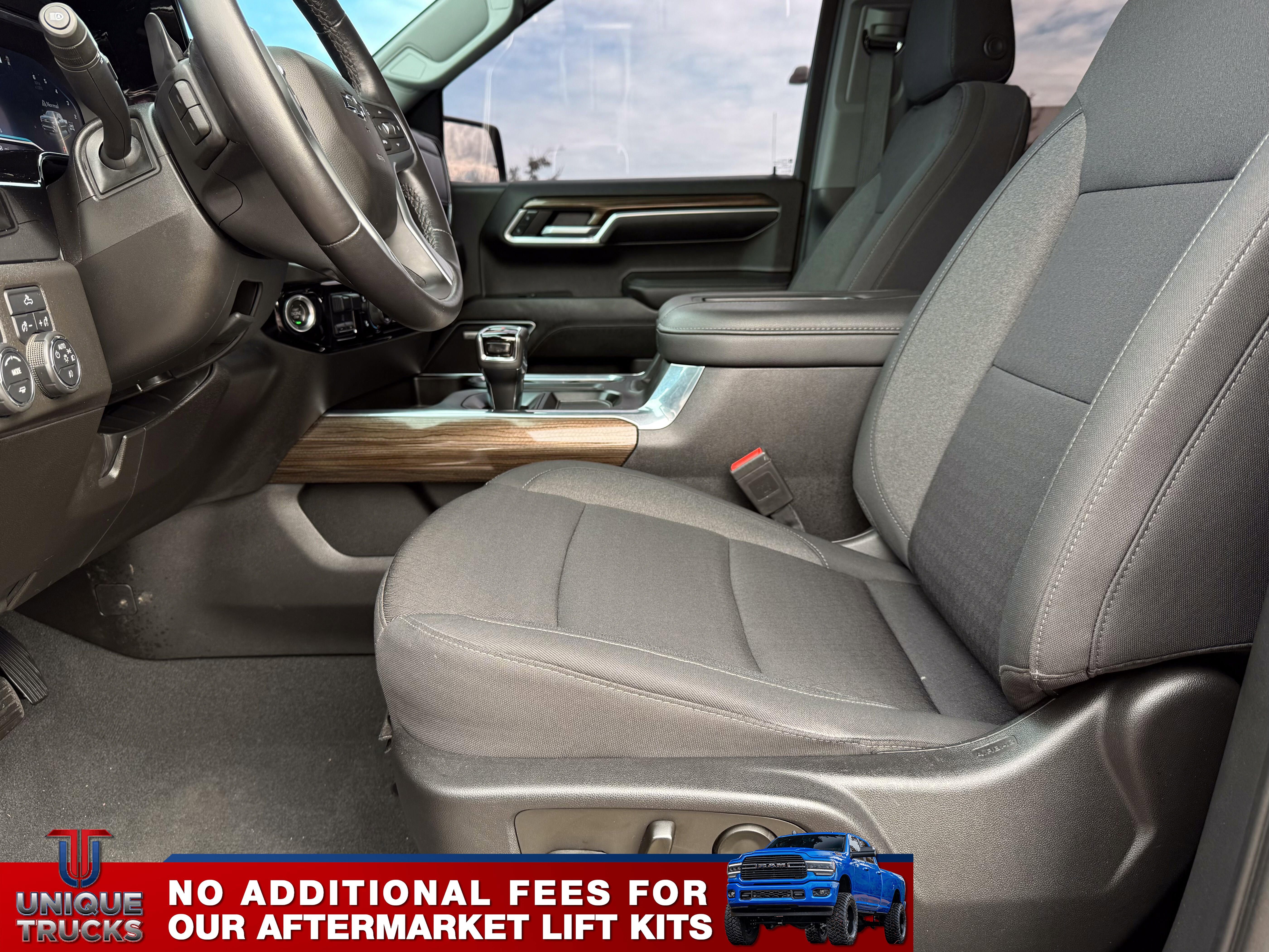 Used 2022 Chevrolet Silverado 1500 RST w/ Convenience Package II image 13