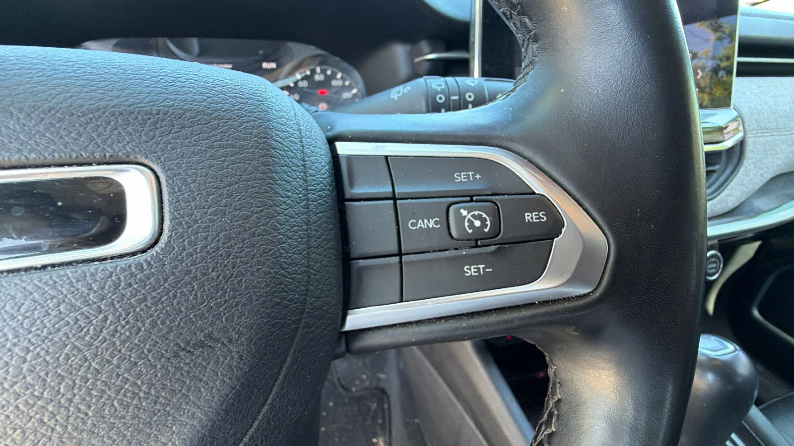 Used 2022 Jeep Compass Latitude AWD/4WD image 26