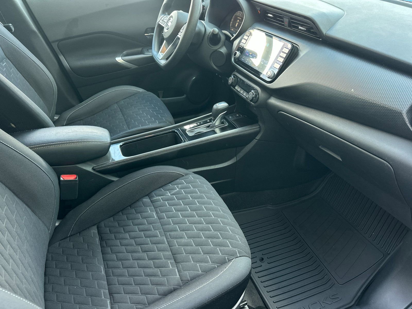 Used 2021 Nissan Kicks SV FWD image 15