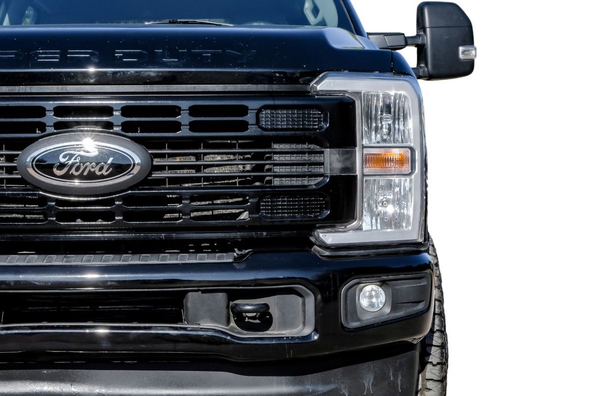 Used 2023 Ford F350 XL w/ XL Chrome Package image 51