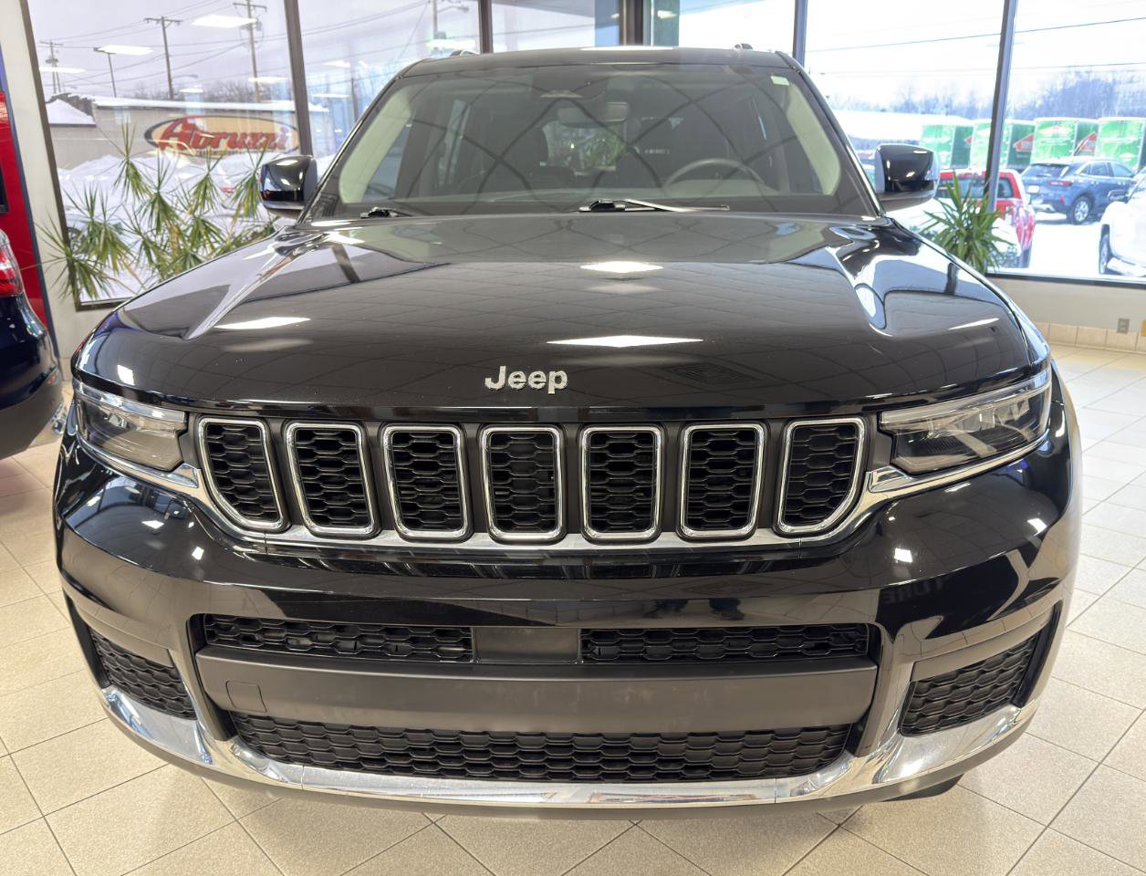 Used 2023 Jeep Grand Cherokee L Laredo w/ Trailer Tow Group (B) image 10
