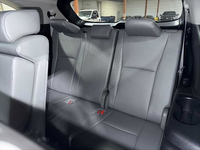 Certified 2022 Toyota Highlander XLE image 18