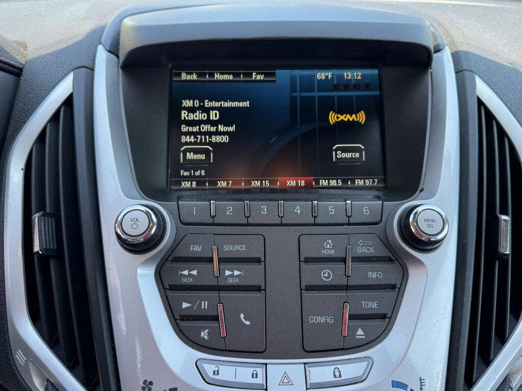 Used 2015 GMC Terrain SLE image 17