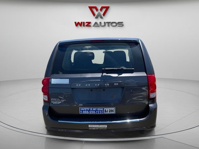 Used 2016 Dodge Grand Caravan American Value Package FWD image 4