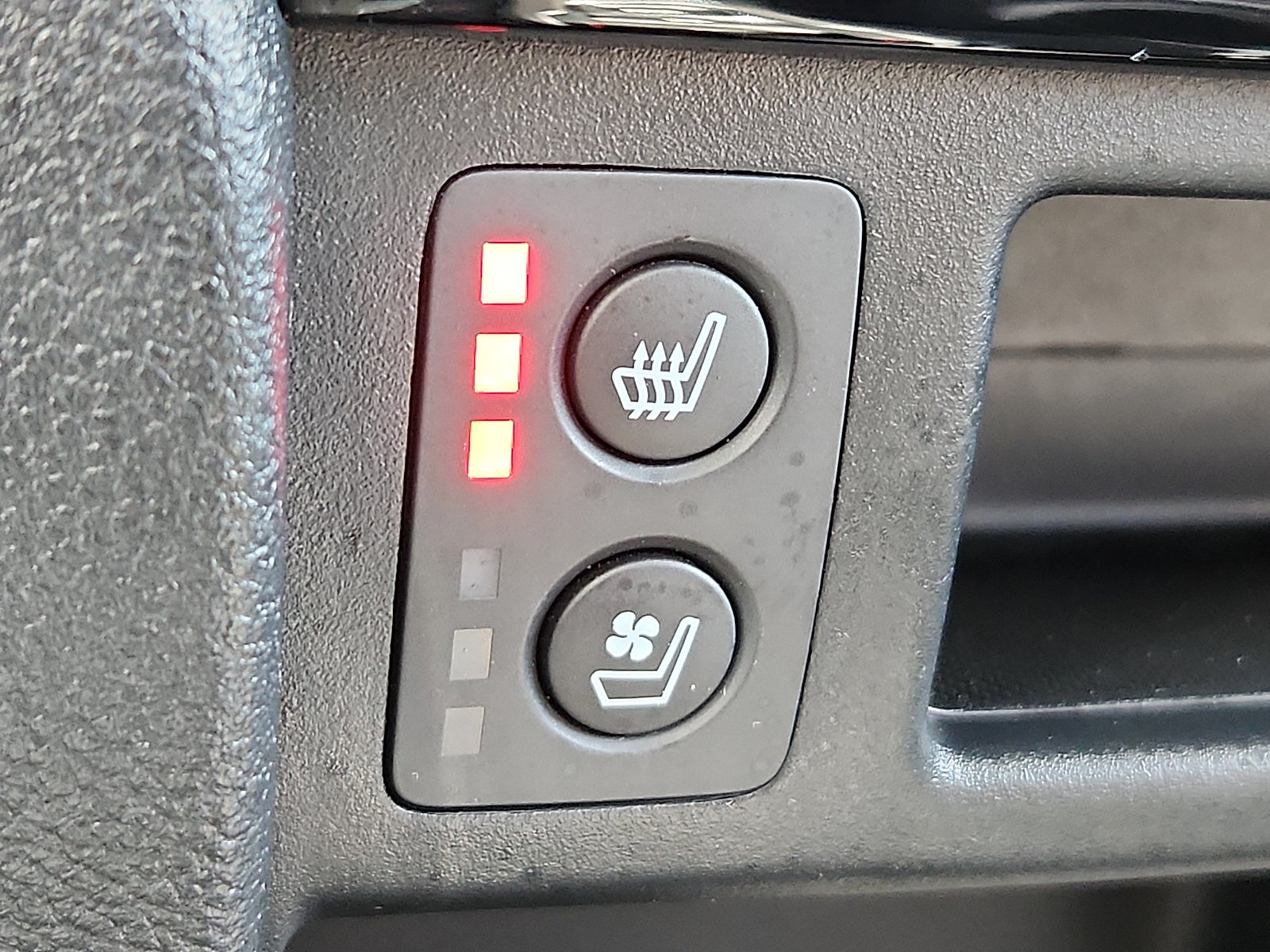 Used 2023 Honda Passport Elite image 25