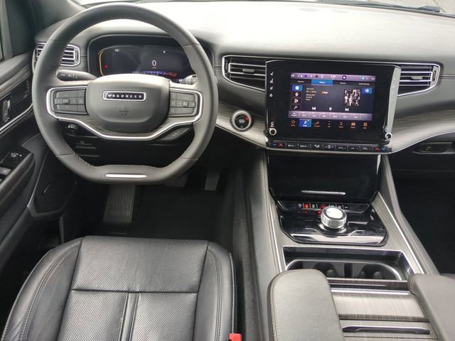 Used 2024 Jeep Wagoneer Series II image 17