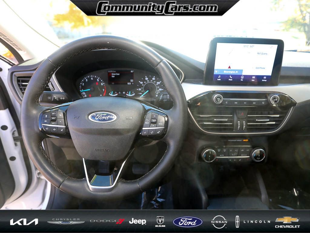 Used 2022 Ford Escape SEL image 14