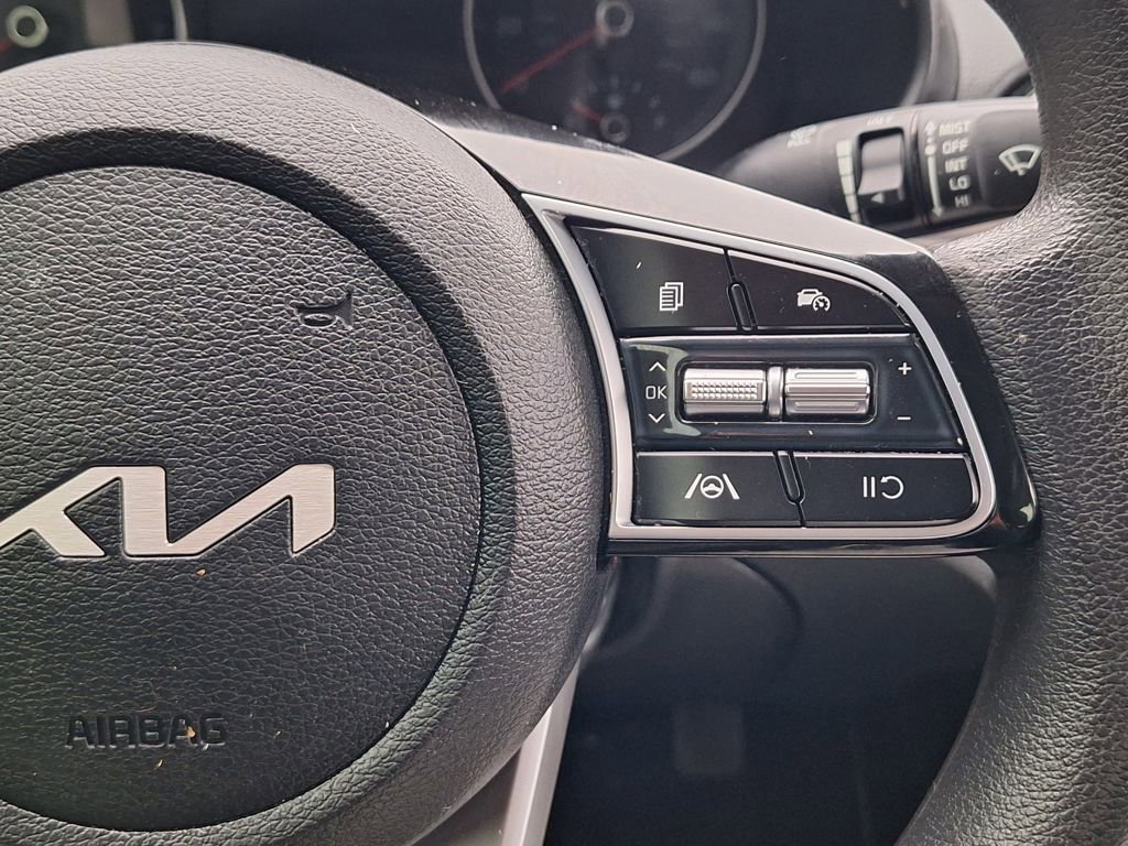 Used 2022 Kia Forte LXS image 16