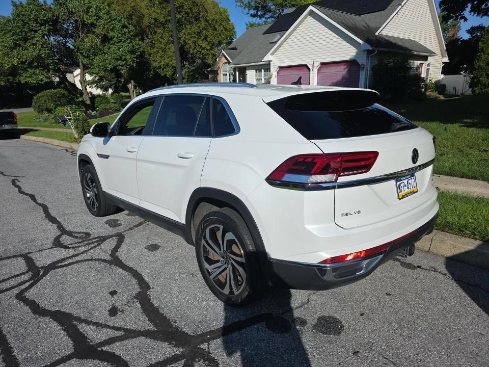 Used 2023 Volkswagen Atlas Cross Sport SEL AWD/4WD image 14