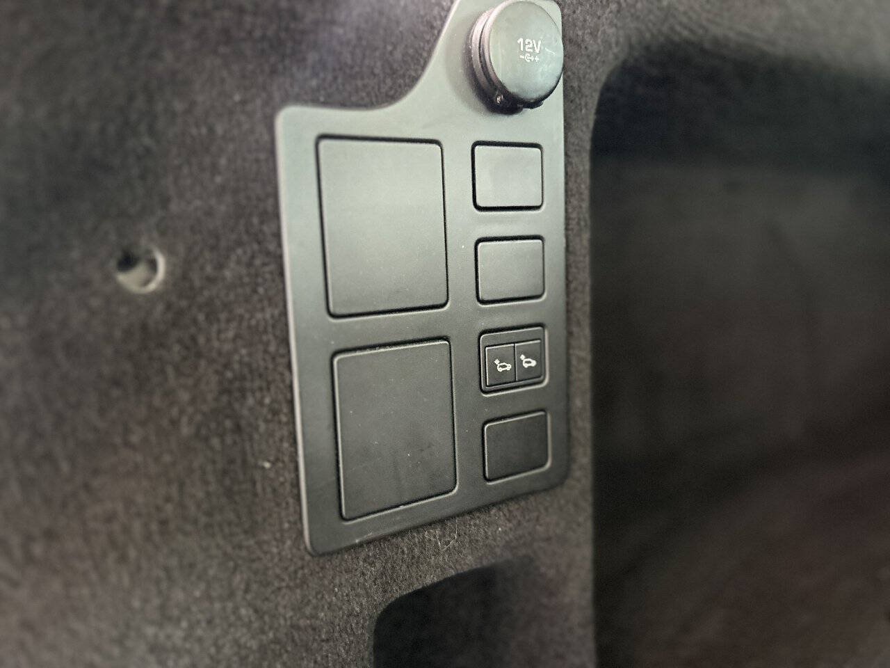 Used 2018 Land Rover Discovery SE AWD/4WD image 83