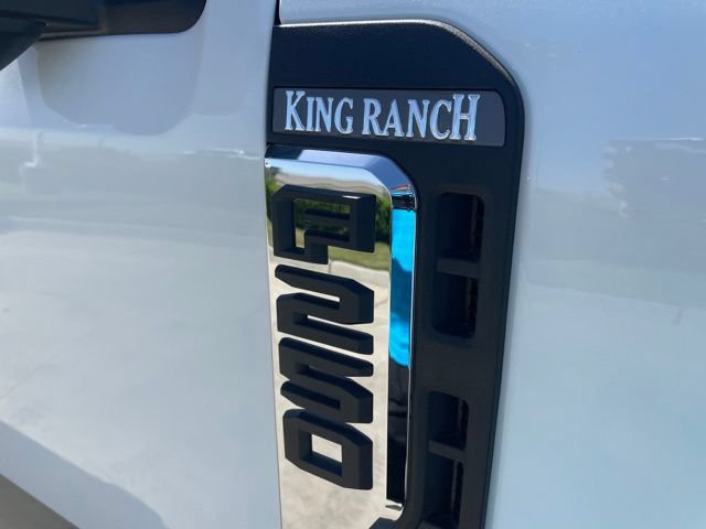 New 2026 Ford F250 King Ranch w/ FX4 Off-Road Package AWD/4WD image 31