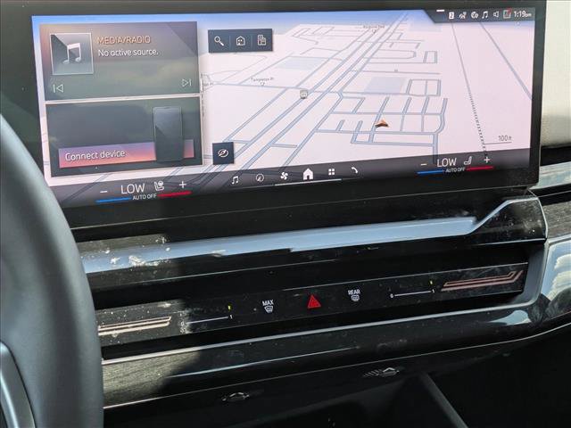 Used 2025 BMW 530i xDrive w/ M Sport Package AWD/4WD image 10