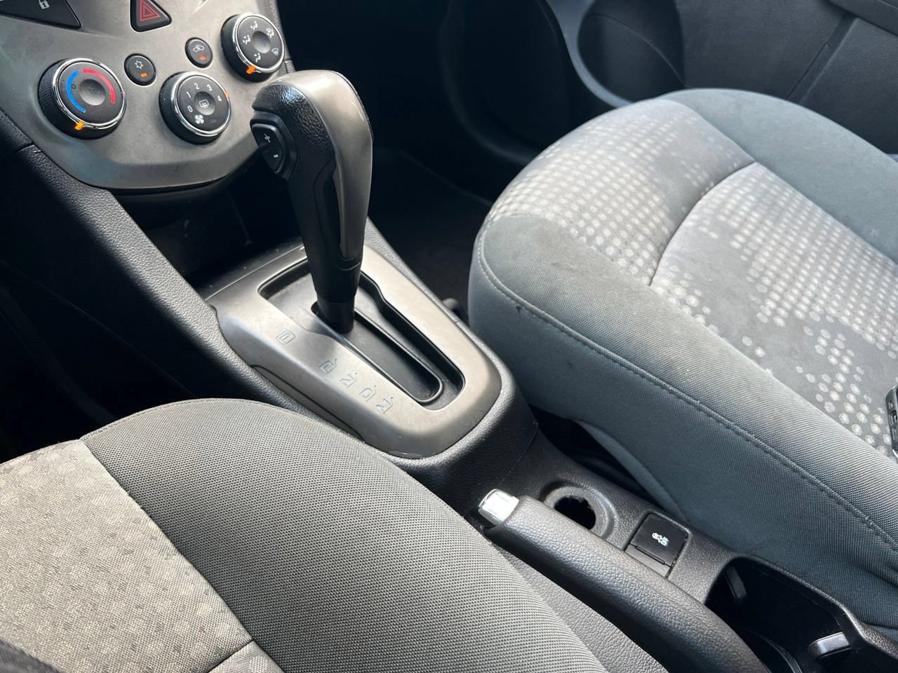 Used 2015 Chevrolet Sonic LS FWD image 22