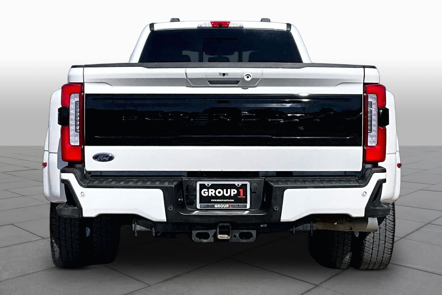 Used 2026 Ford F350 Platinum w/ FX4 Off-Road Package AWD/4WD image 5
