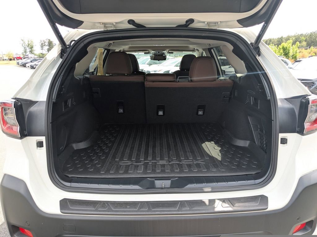 Used 2024 Subaru Outback Touring XT AWD/4WD image 13