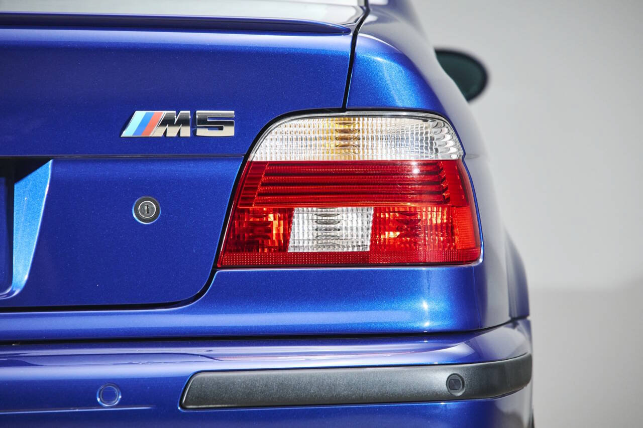 Used 2001 BMW M5 RWD image 41