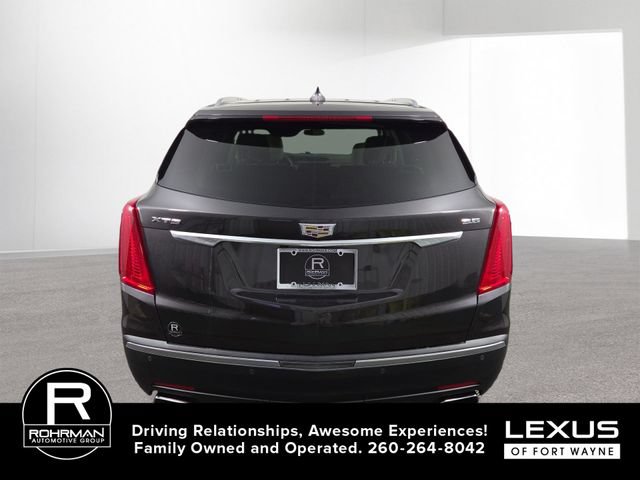 Used 2018 Cadillac XT5 Luxury w/ Driver Awareness Package FWD image 9