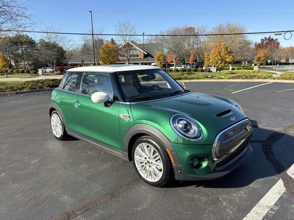 Used 2021 MINI Cooper SE w/ 8.8" Touchscreen Nav Package image 1