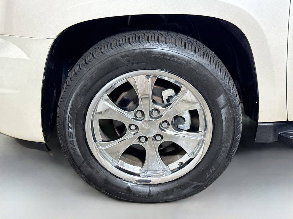 Used 2014 GMC Yukon XL SLT RWD image 30