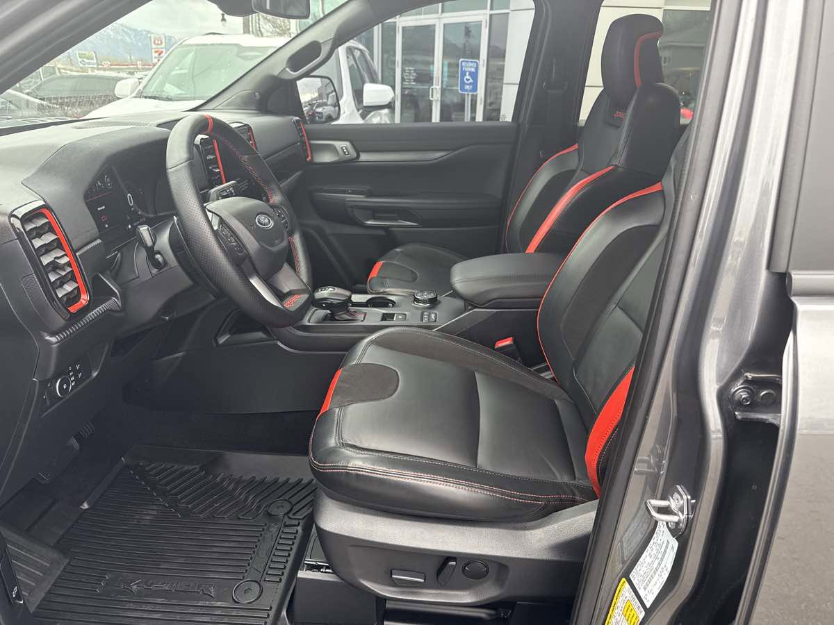 Used 2025 Ford Ranger Raptor image 13