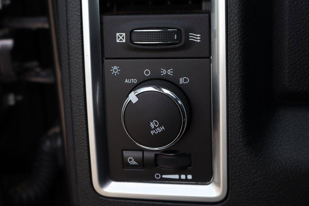 Used 2014 RAM 2500 Limited image 20