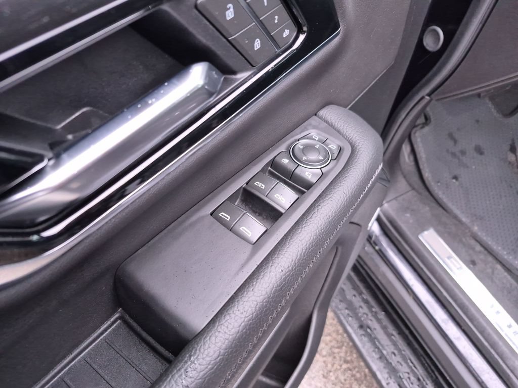 Certified 2025 GMC Yukon Denali RWD image 23