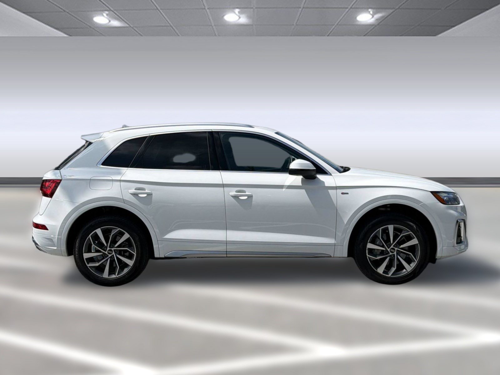 Used 2023 Audi Q5 2.0T Premium Plus w/ Premium Plus Package AWD/4WD image 8