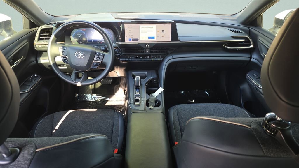 Used 2023 Toyota Crown XLE image 14