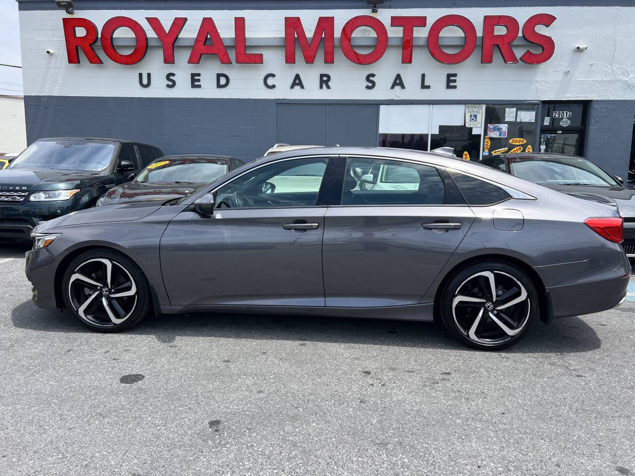 Used 2018 Honda Accord Sport image 17