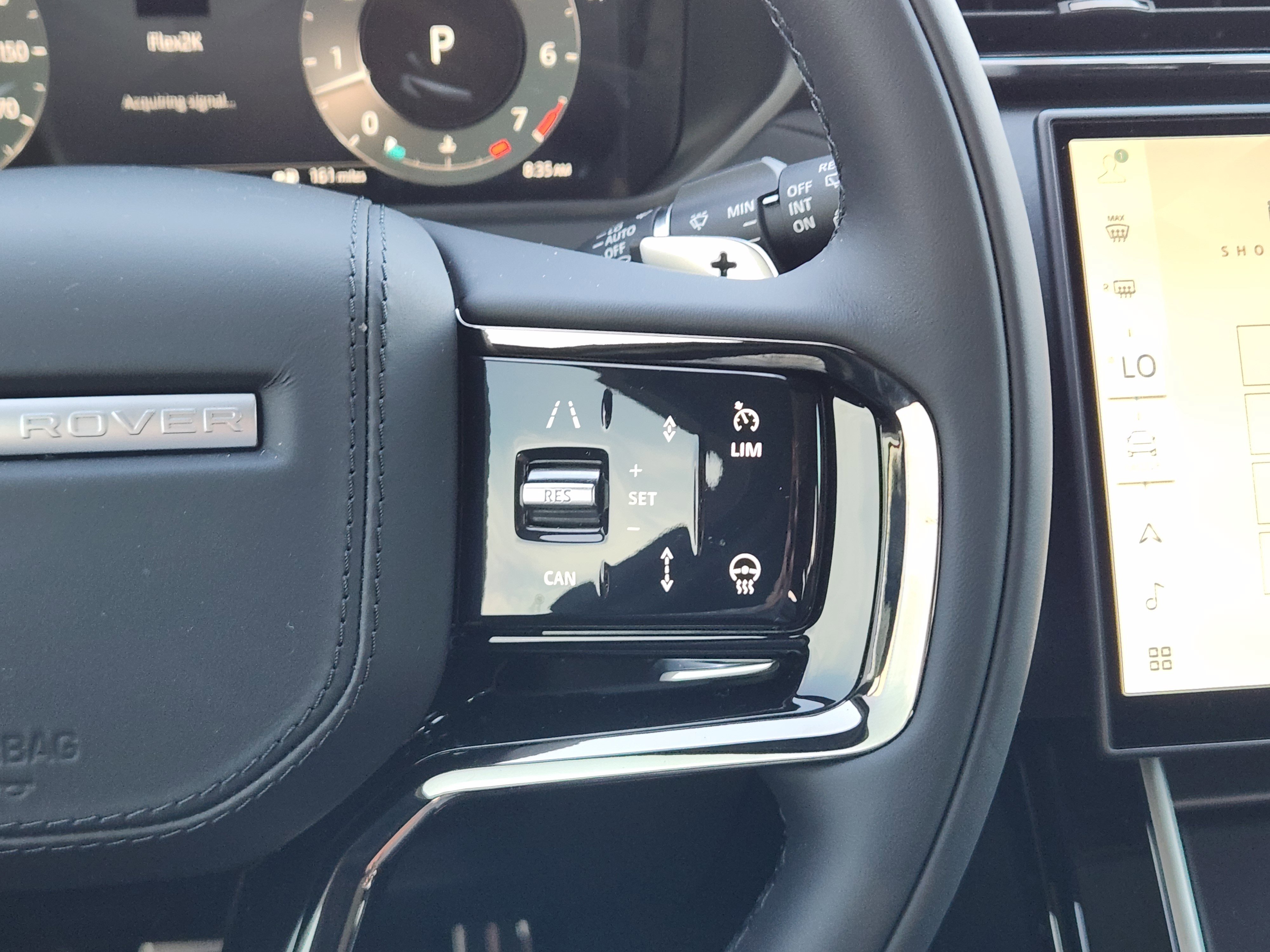 New 2026 Land Rover Range Rover Velar Dynamic SE image 29