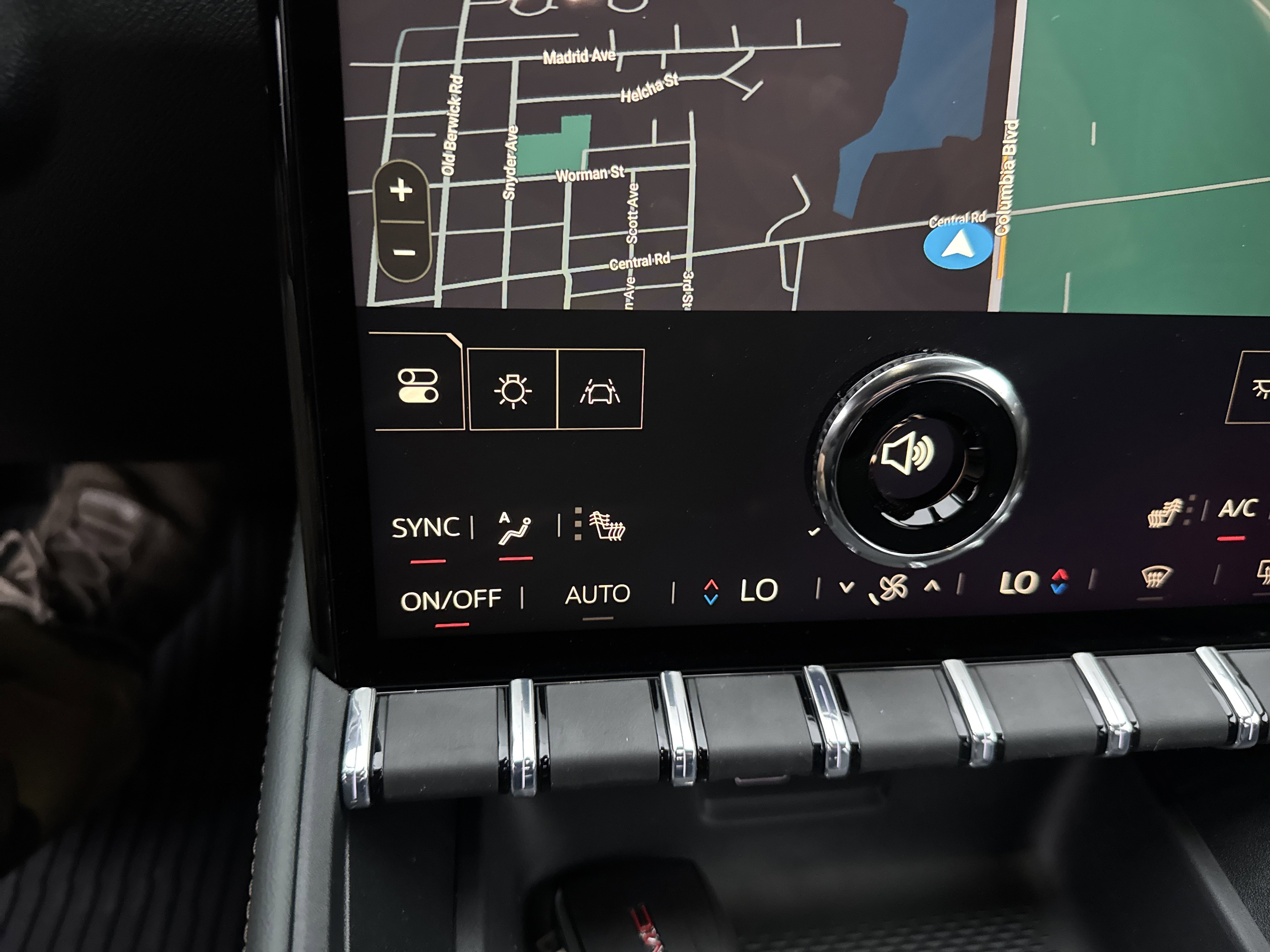 New 2026 GMC Terrain AT4 w/ LPO, Floor Liner Package image 28