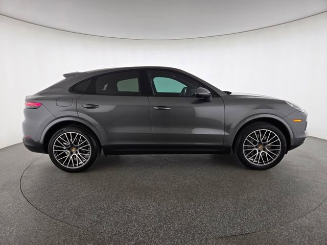 Used 2021 Porsche Cayenne S AWD/4WD image 6
