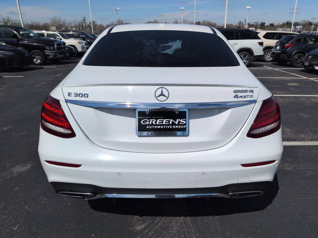 Used 2018 Mercedes-Benz E 300 4MATIC image 5