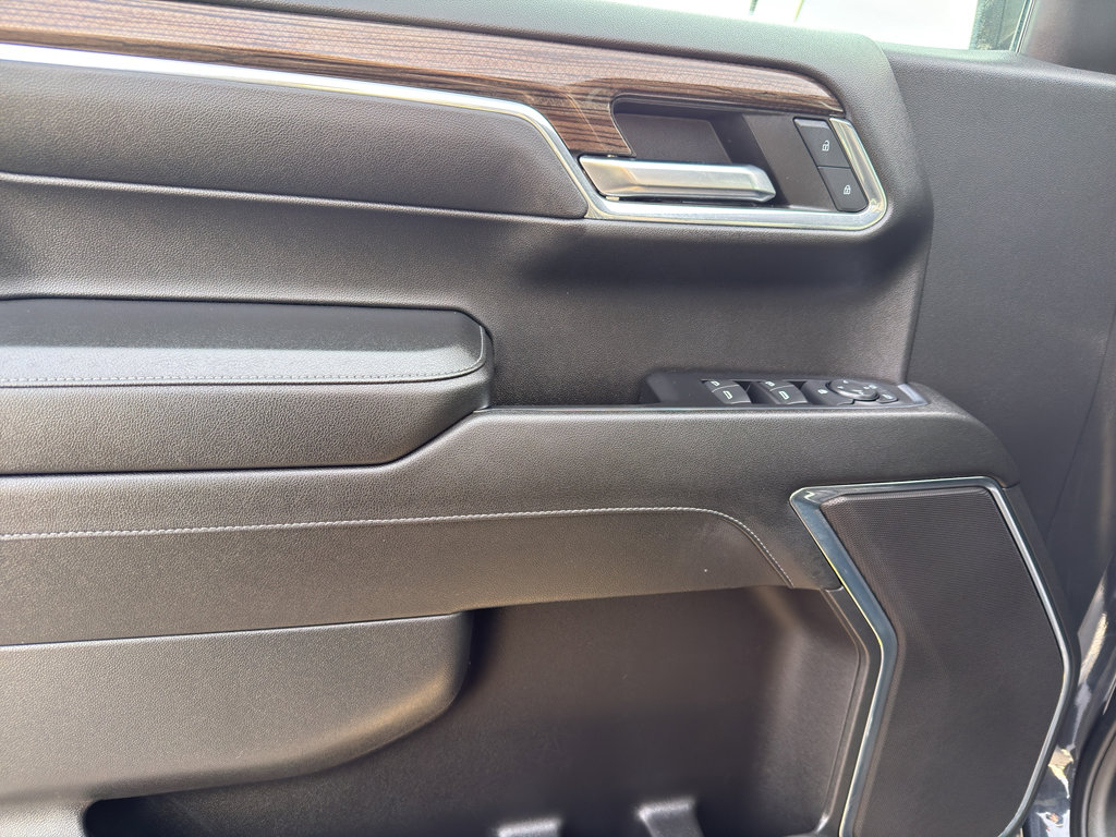 Used 2024 Chevrolet Silverado 1500 LT w/ Z71 Off-Road Package image 15