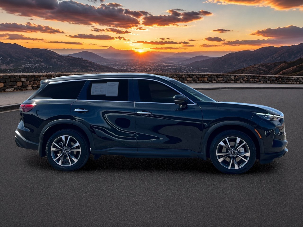 Certified 2024 INFINITI QX60 Luxe FWD image 6