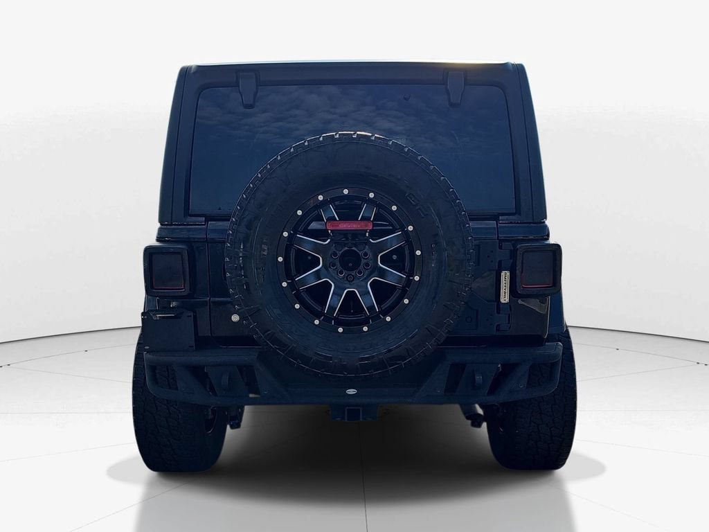 Used 2019 Jeep Wrangler Unlimited Sahara w/ Uconnect 4C Nav & Sound Group AWD/4WD image 7