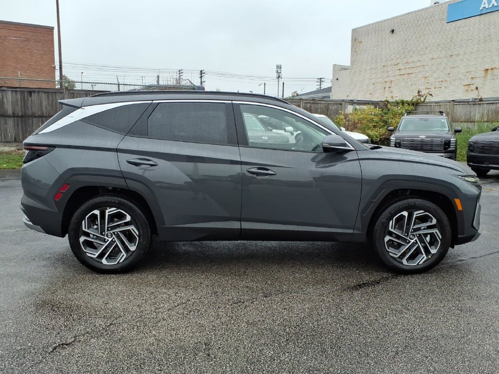 New 2026 Hyundai Tucson Limited AWD/4WD image 2
