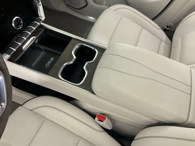 Used 2025 GMC Acadia Denali w/ Super Cruise Package FWD image 20