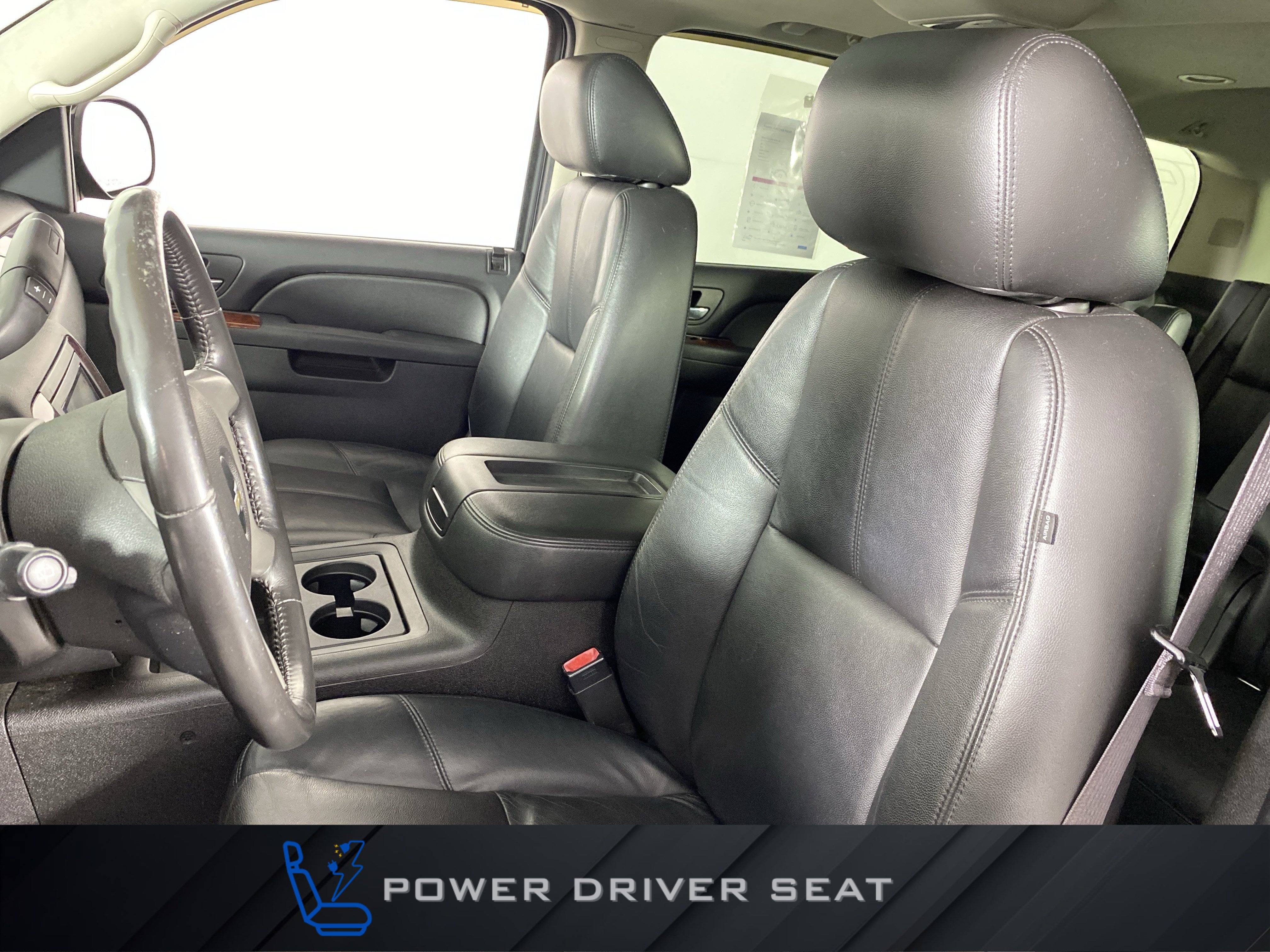 Used 2013 Chevrolet Tahoe LT w/ Luxury Package AWD/4WD image 15